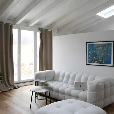 Lejlighed Waterfront Balcony I Grani 4 Style *